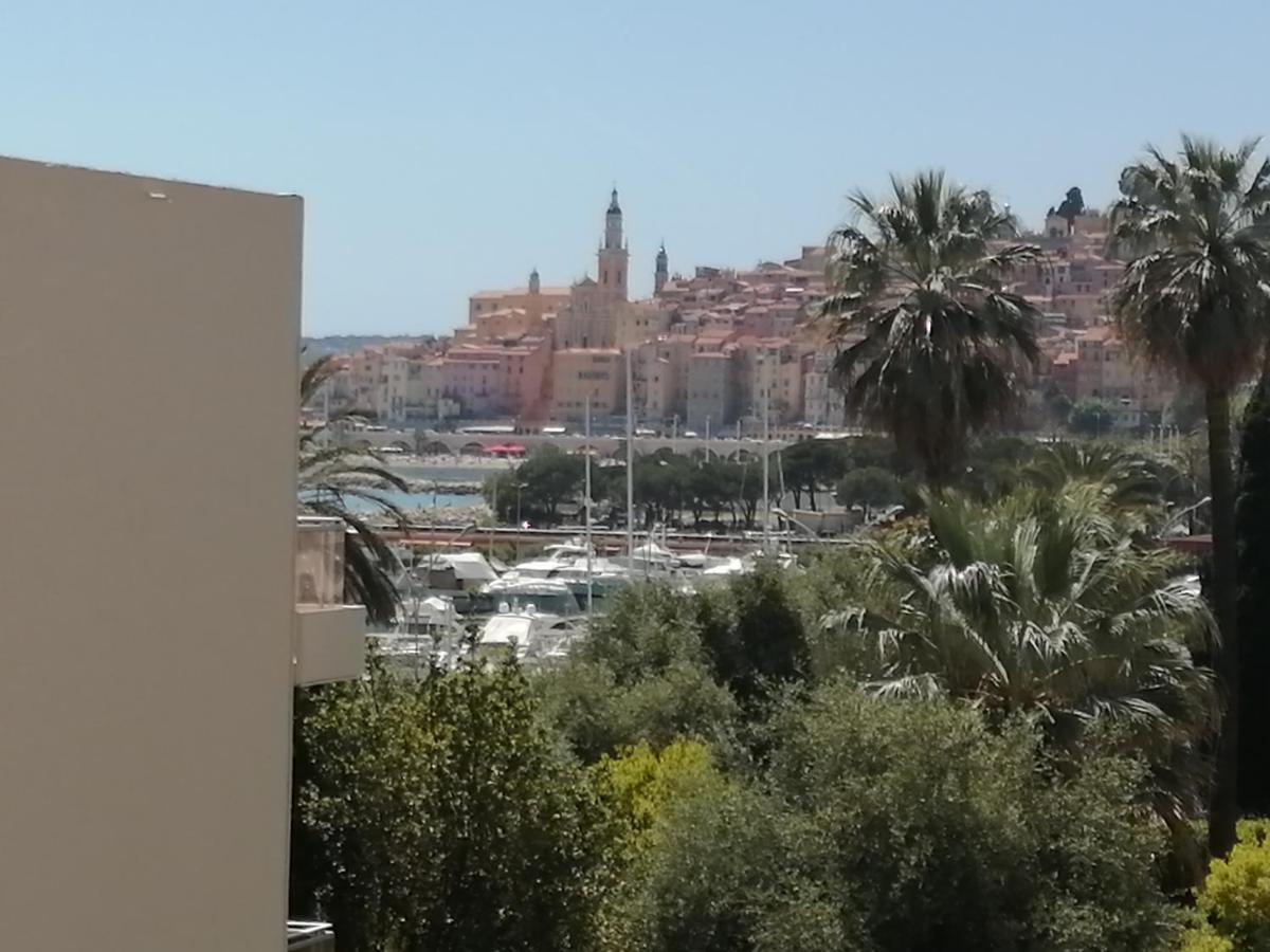Joli Studio Bord De Mer, Clim, Balcon, Parking Prive Menton Exteriér fotografie